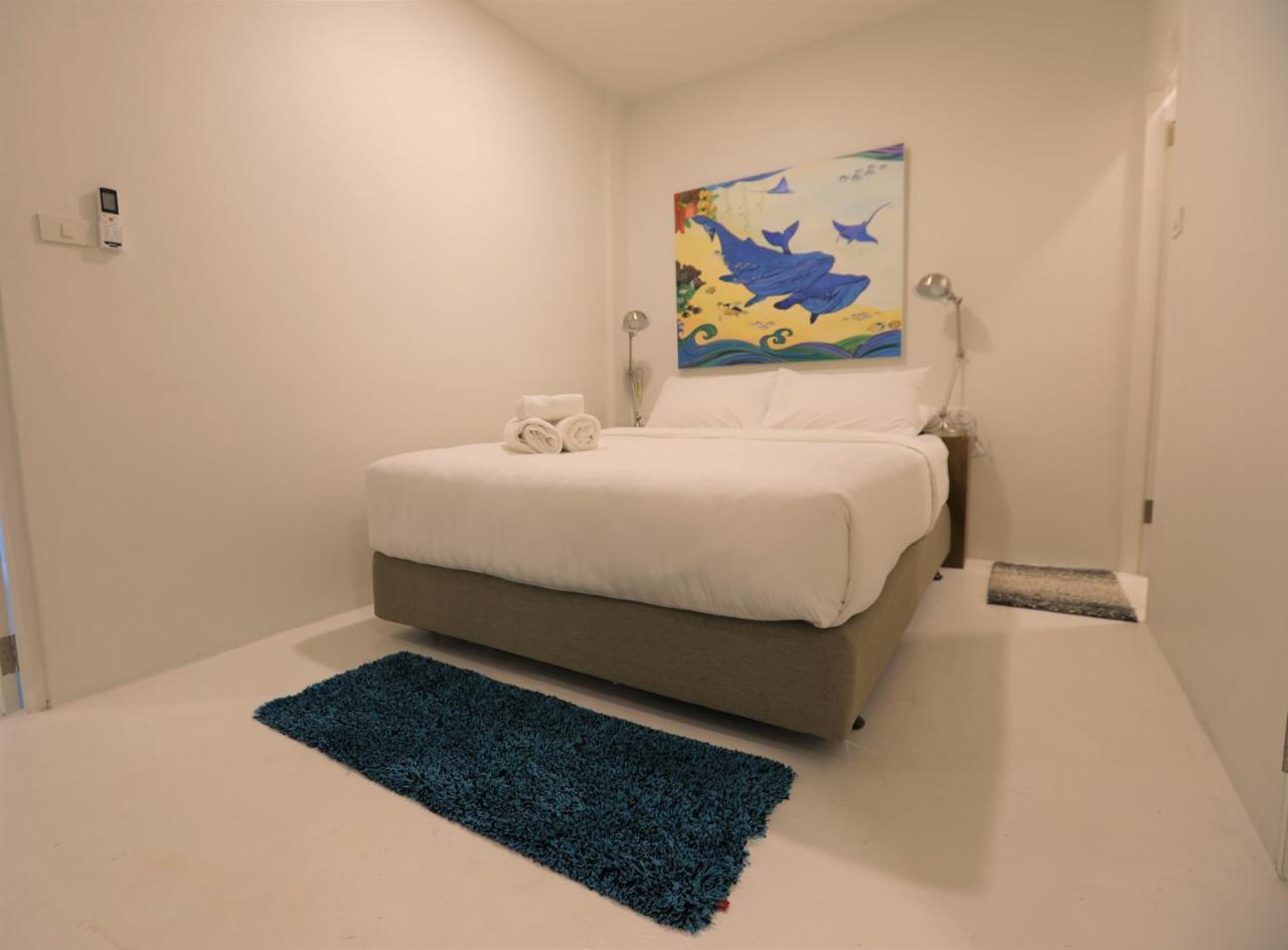 Hostel Lullaby Non-Smoking (Adults Only) Чиангмай Экстерьер фото